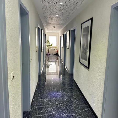 Hildesheimer Hof Hotel *